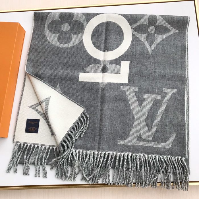 Louis Vuitton Scarf LV00147